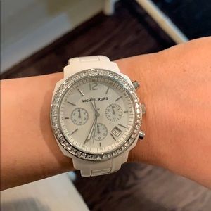 Michael Kors Watch - white ceramic band